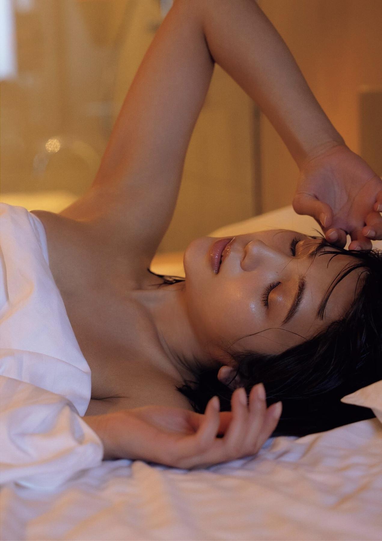 Miki Nanri 南里美希, 2nd 写真集 『jamais vu』 Set.05(22)