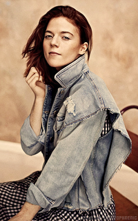 Rose Leslie KqMPVhe7_o