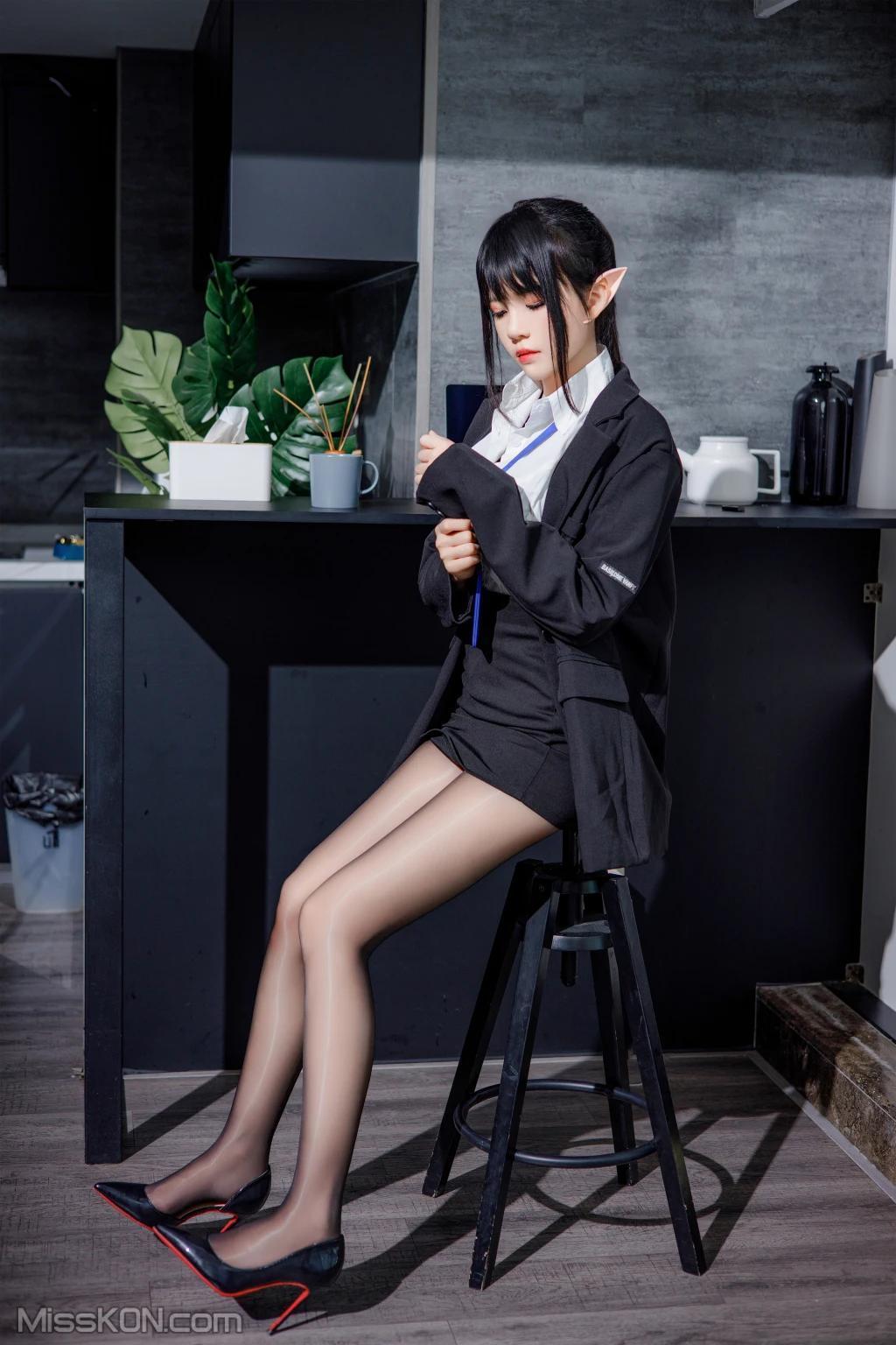 Coser@桜桃喵: 精灵OL (46 photos)(1)