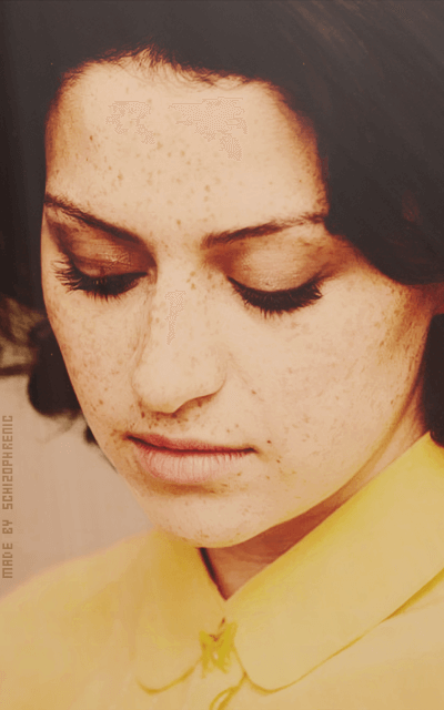 Alia Shawkat LnLWAVXV_o