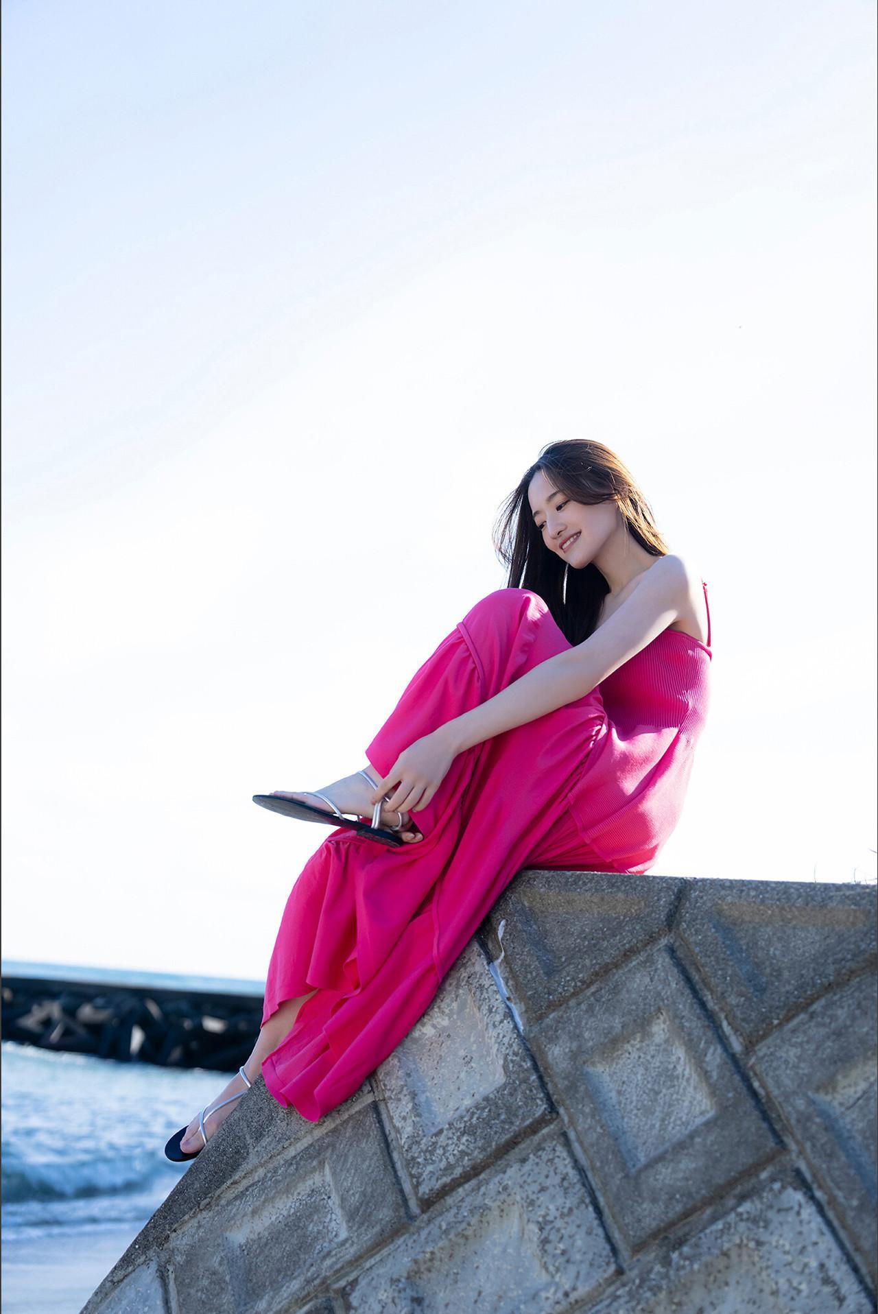 Kana Nakada 中田花奈, ヤンマガデジタル写真集 「もっとずっと、かなりん」 Set.03(6)