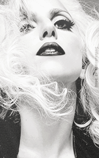 Lady Gaga SEhXOoOv_o