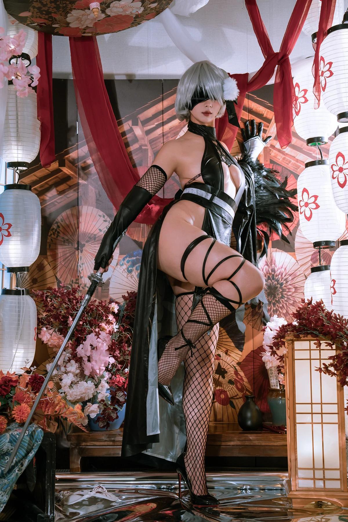 Cosplay 云溪溪Yunx1x1 & 奶桃 – 2B本 YoRHa No.2 Type B 下 Set.01(3)