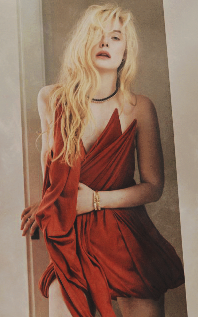 Elle Fanning SyAbLQy5_o