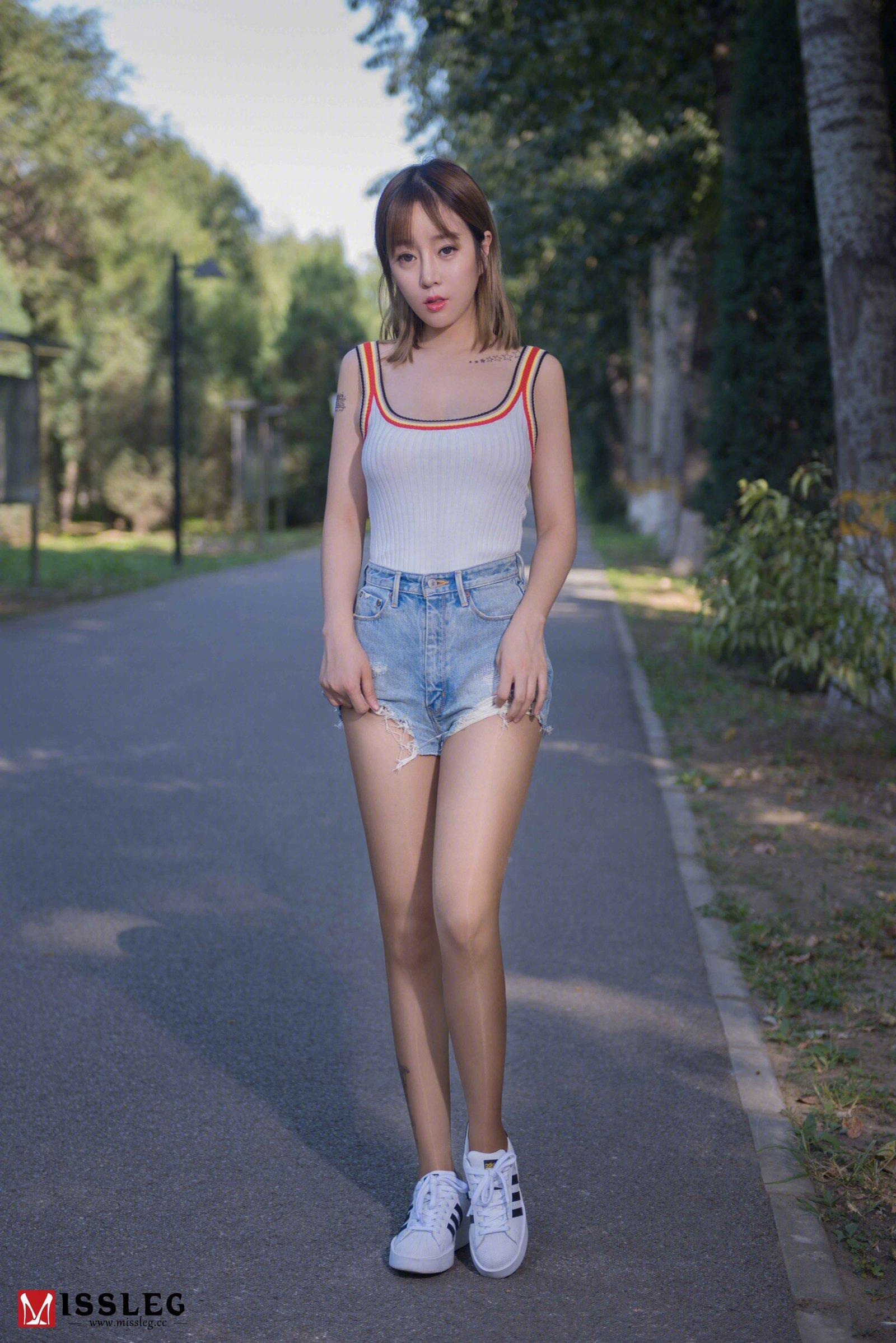蜜丝 王雨纯《游园变》(45)