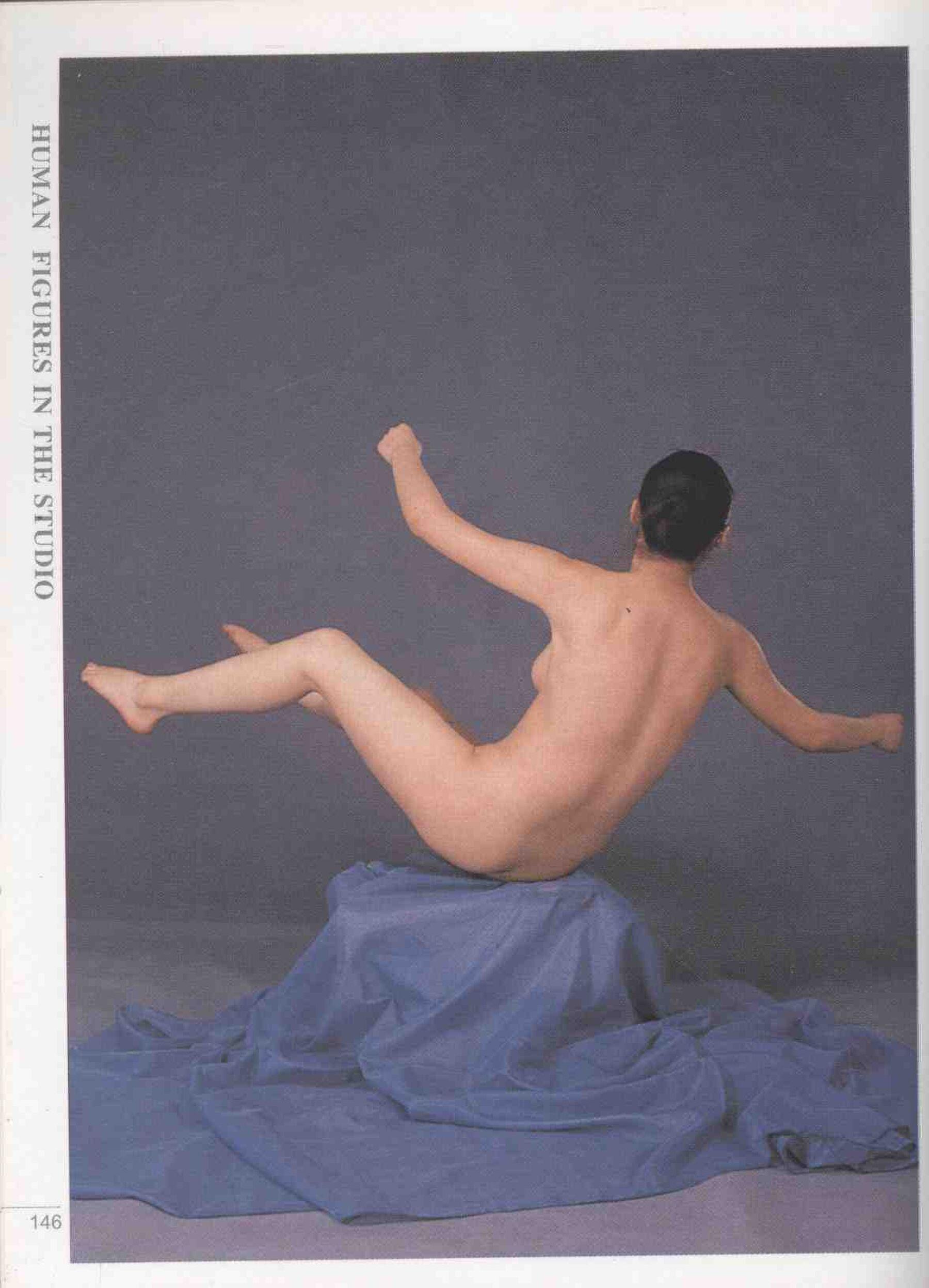 书籍扫描 实用人体模特摄影·坐姿篇(151)