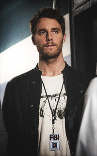 Jake McDorman 2xTeuxaT_o