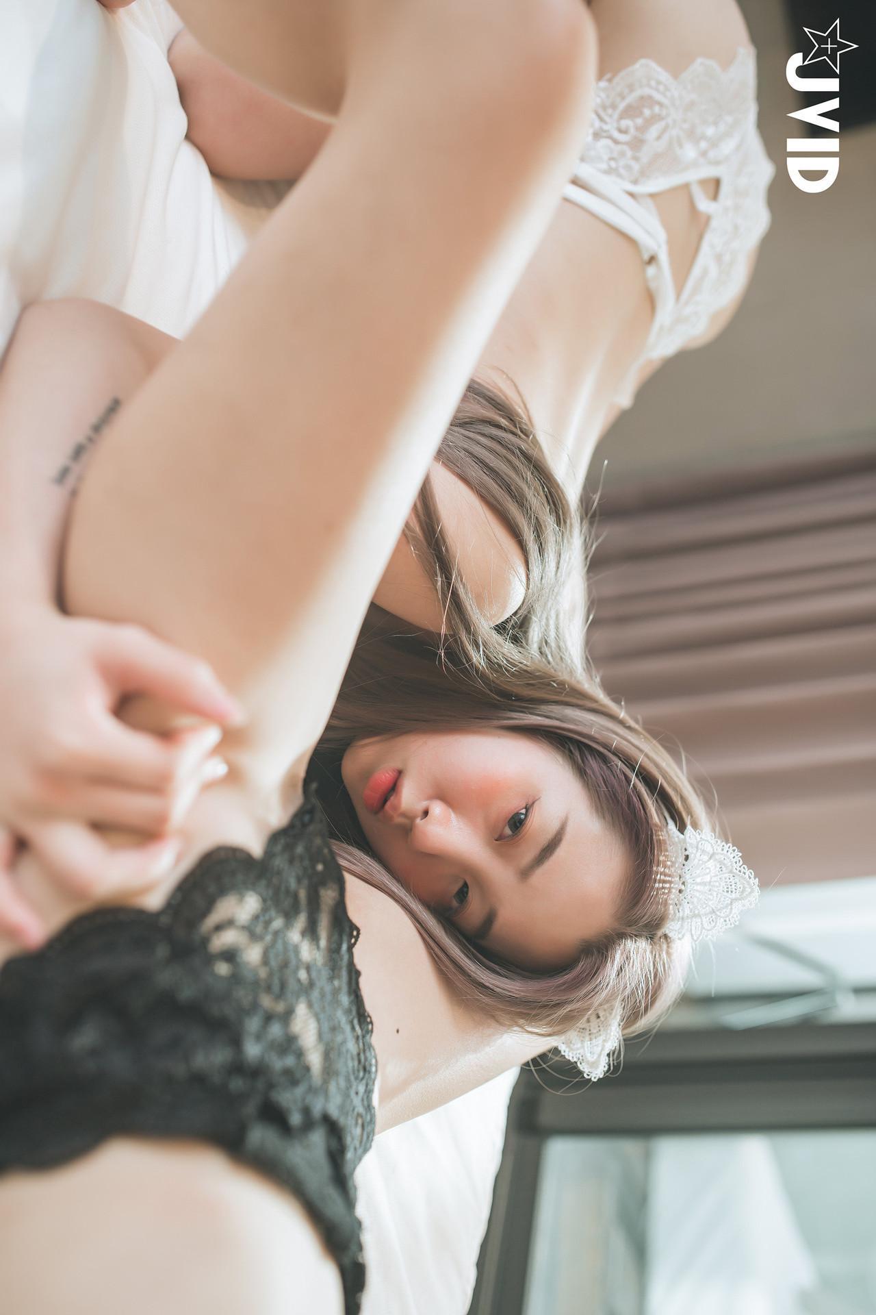 JVID 淇淇selina & 小隻馬霓霓 – 【雙模特輯】淇淇＆霓霓寵物閨蜜裸體挑逗，霓霓上空無碼年度限定隱藏版!!! Set.03(2)