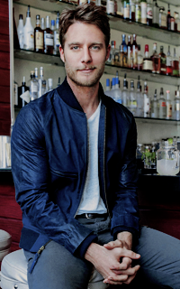 Jake McDorman - Page 2 UxfieeDF_o