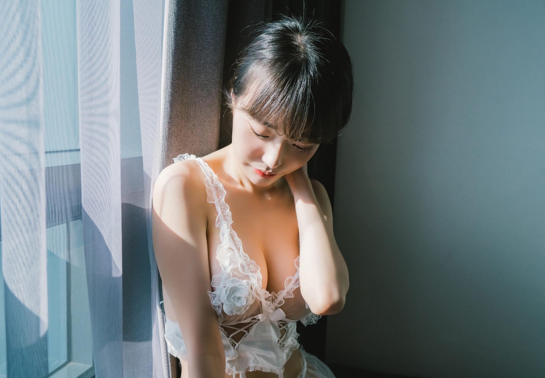 Jucy 쥬시, [Moon Night Snap] Jucy Vol.05(20)