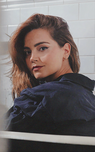 Jenna Coleman - Page 2 WHgTmUVl_o