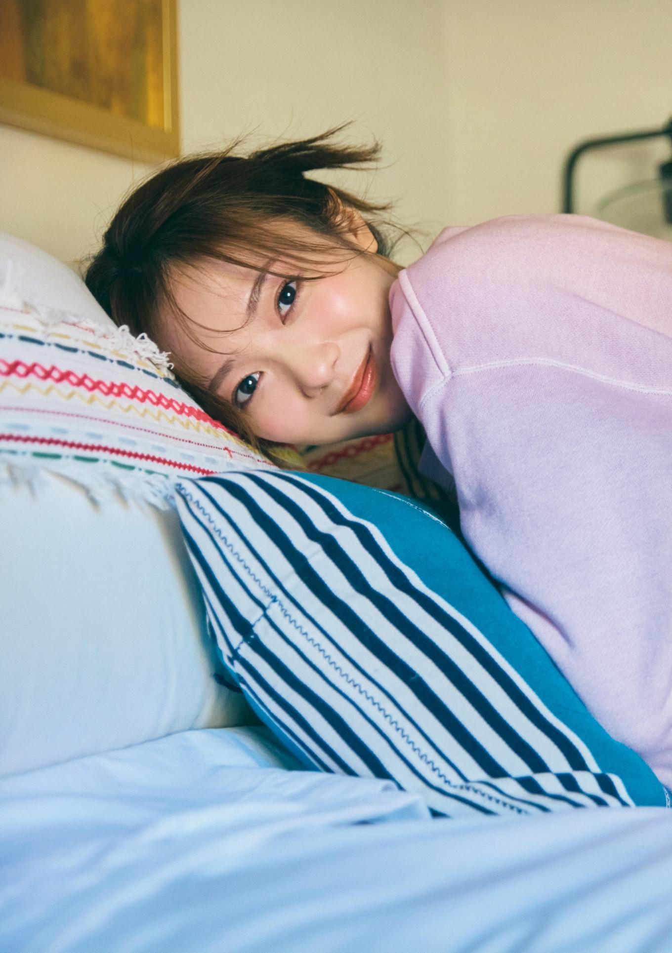 Hono Tamura 田村保乃, 2nd写真集 『隣の席になりたい』 Set.01(6)