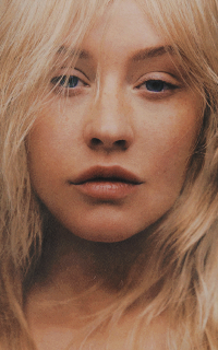 1980 - Christina Aguilera 4rwsN9T7_o