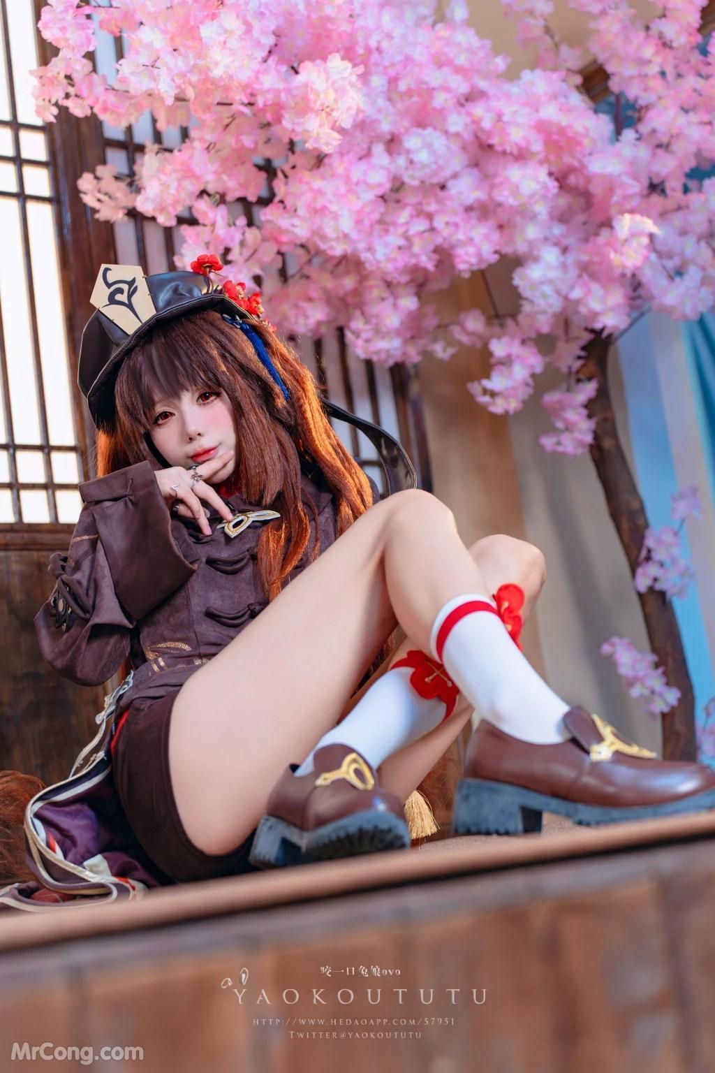 Coser@黏黏团子兔: 往生堂堂主胡桃&ミチノチモシーキミノキモチ (66 photos )(64)