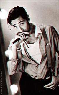 Adrien Brody FsEKD0AR_o