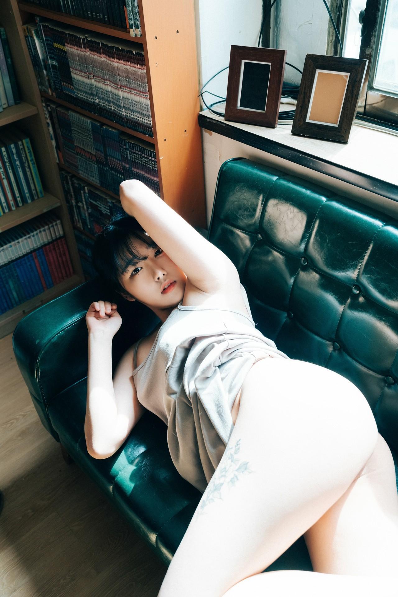 Sonson 손손, [Loozy] Comic Shop Girl (+S.Ver)(22)