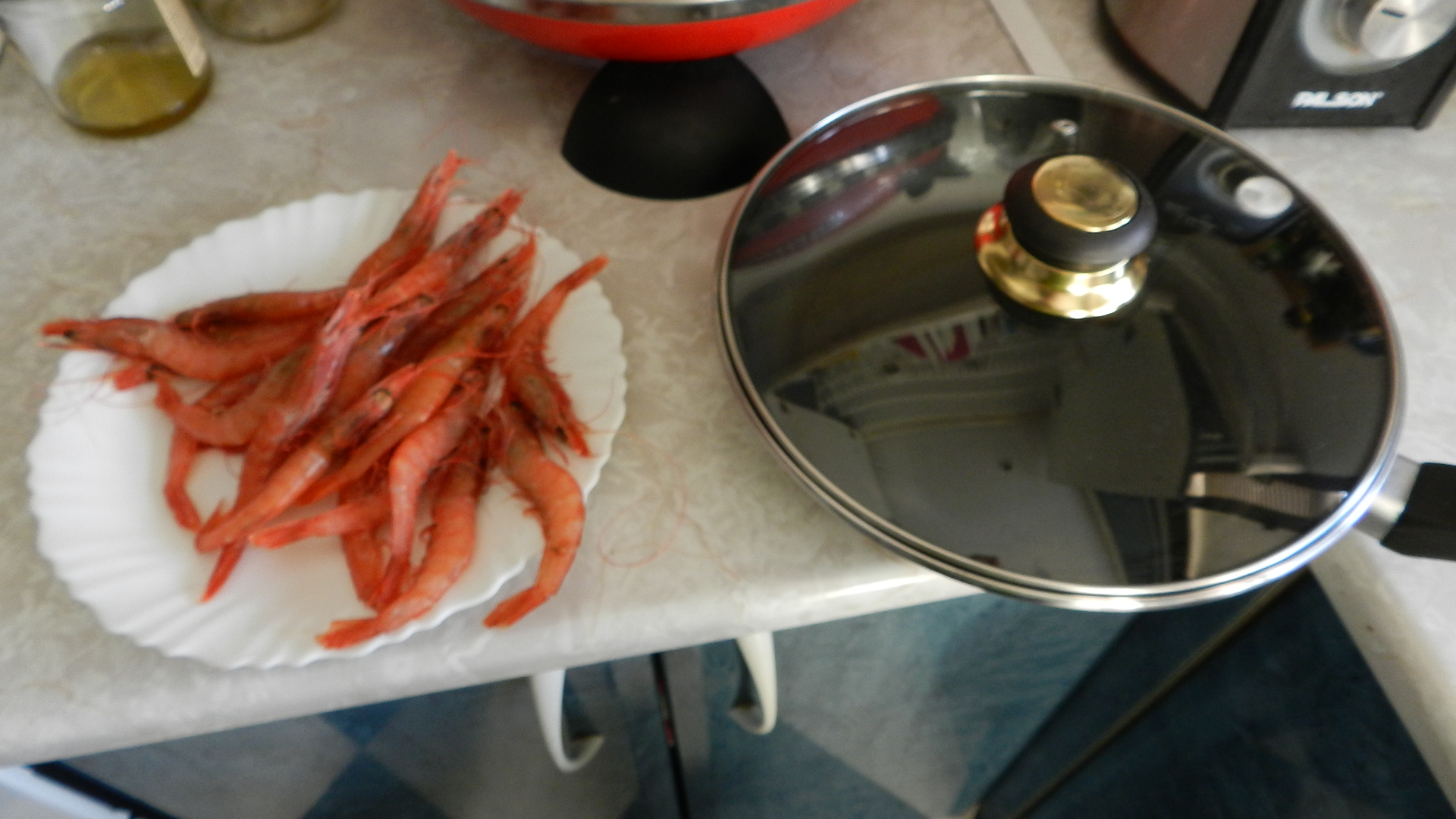 [COCINA] hoy vamos a aprender a hacer gambas a la plancha....