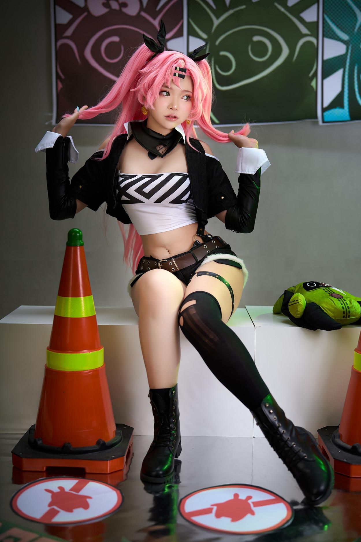 Cosplay ZinieQ Nicole Zenless Zone Zero(8)