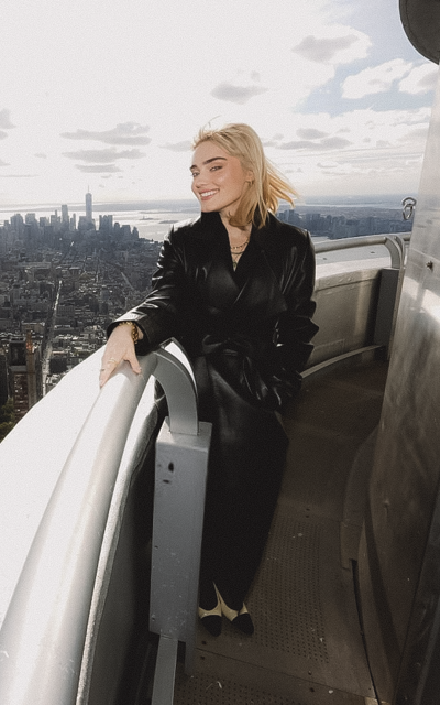 Meg Donnelly BXk9C1Bc_o