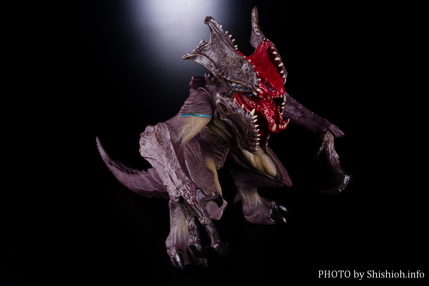 Pacific Rim : Uprising - Kaiju - Raijin (Sofvi Spirits / Bandai) - Page 2 08d7zUpP_o