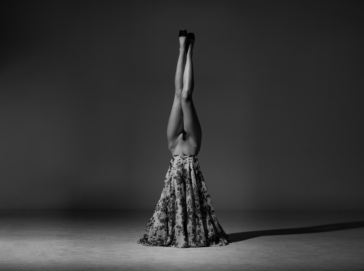 Искусство носить корону / Nicole Melrose by Peter Coulson Искусство носить корону / Nicole Melrose by Peter Coulson