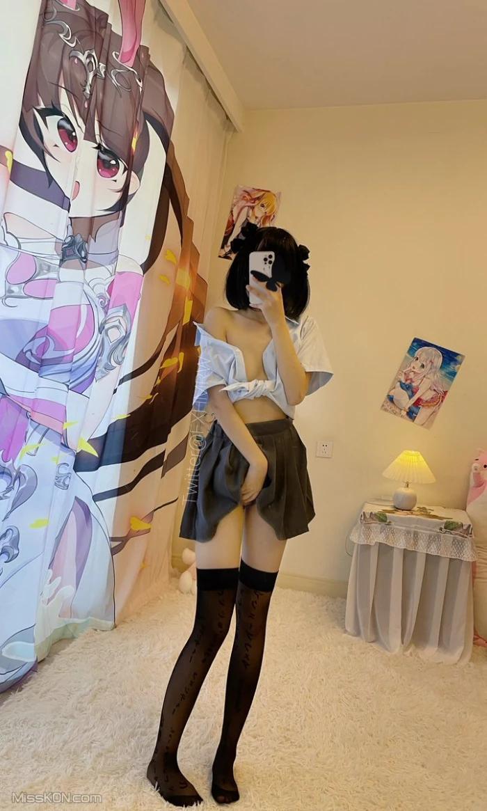 Coser@自整理福利姬: 六套合集 2024-10-22 (816 photos )(599)