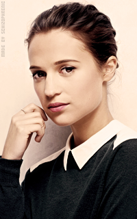 Alicia Vikander DZhpSzgE_o