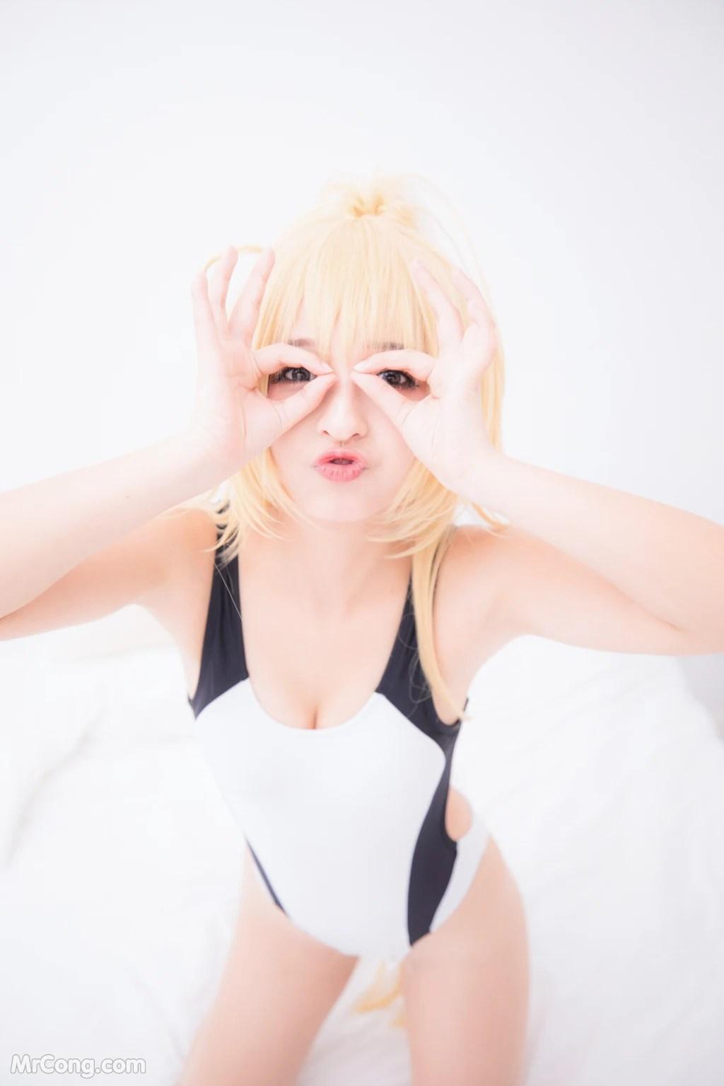 Coser@神楽坂真冬 Vol.036: 电子相册-白贞德《Swimingthedrea》(150 photos)(74)