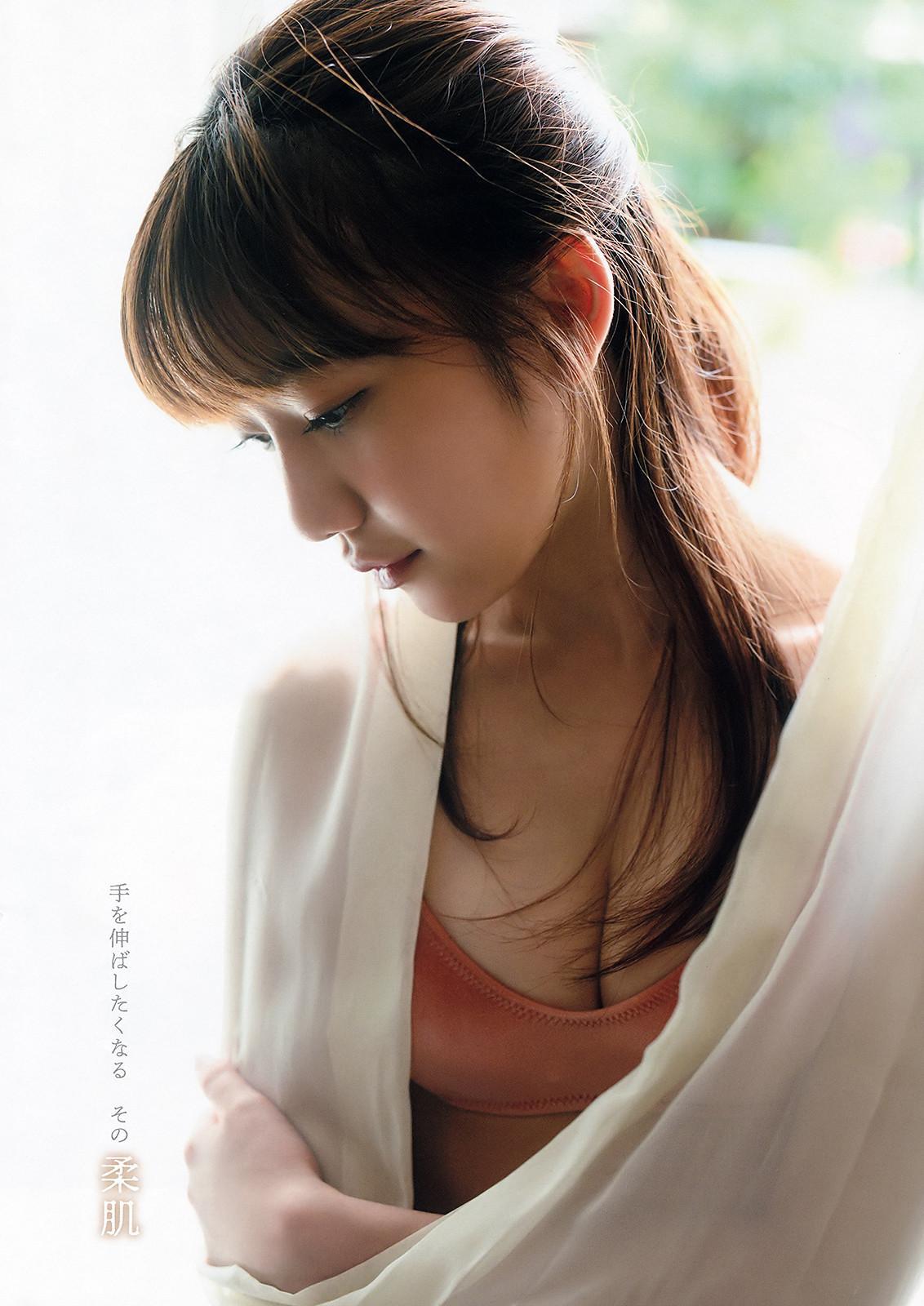 Yuna Sekine 関根優那, Young Animal 2019 No.21 (ヤングアニマル 2019年21号)(4)