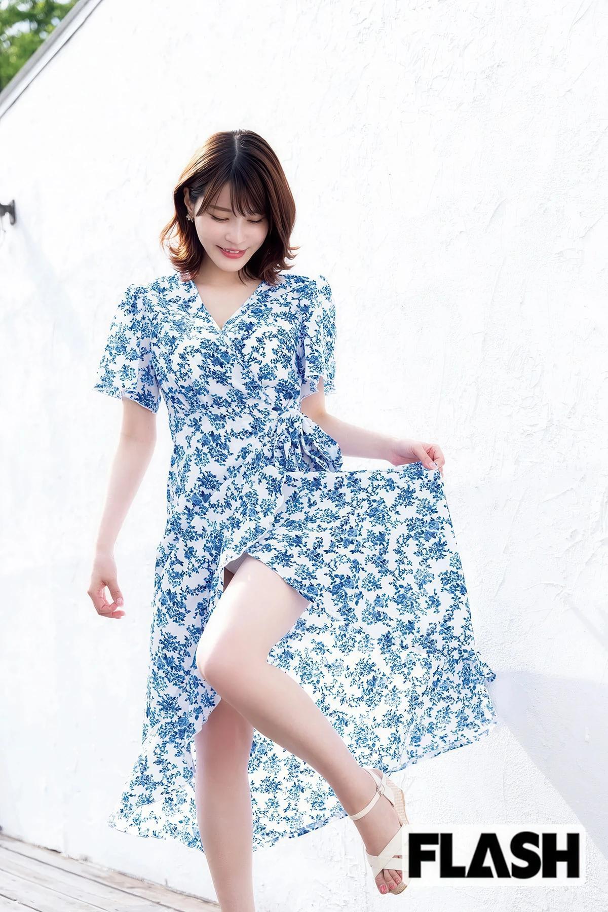 Asuka Kishi 岸明日香, Hana Takeuchi 竹内花, FLASH 2025.09.02 (フラッシュ 2025年9月2日号)(13)
