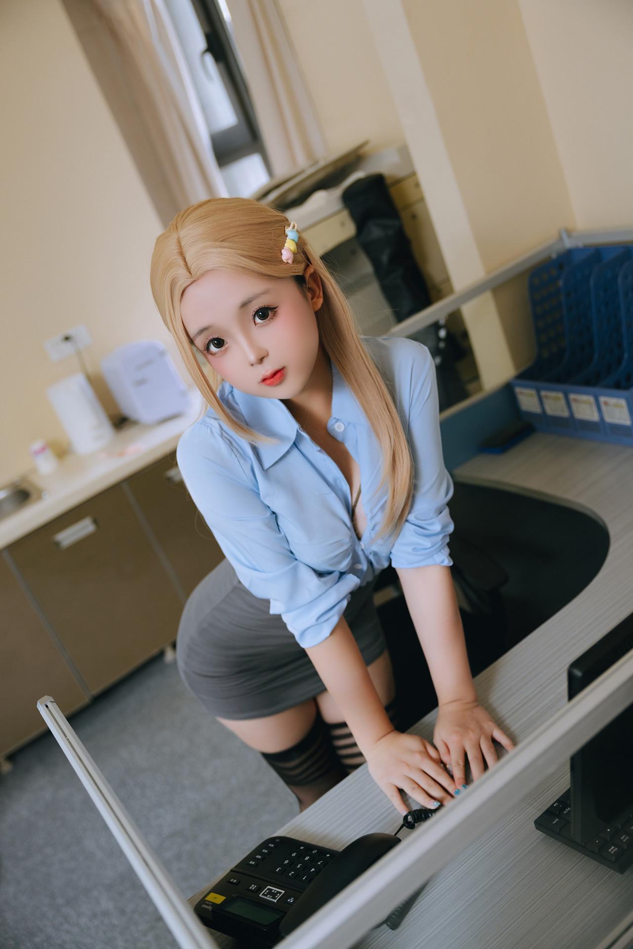 Cosplay Rinaijiao日奈娇 – 办公室(37)