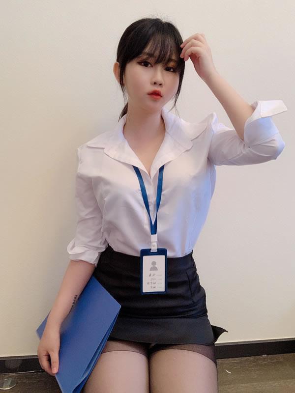 网红妹子是依酱吖NO.005黑丝制服(10)