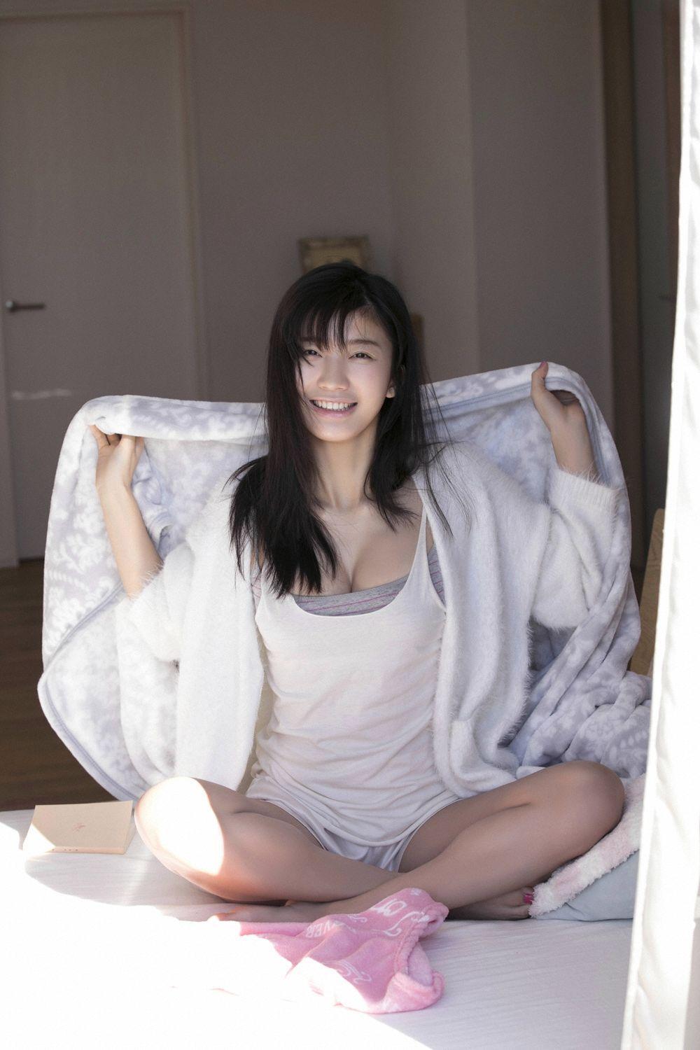 小倉優香《女神降臨》 [YS-Web] Vol.811 写真集(23)