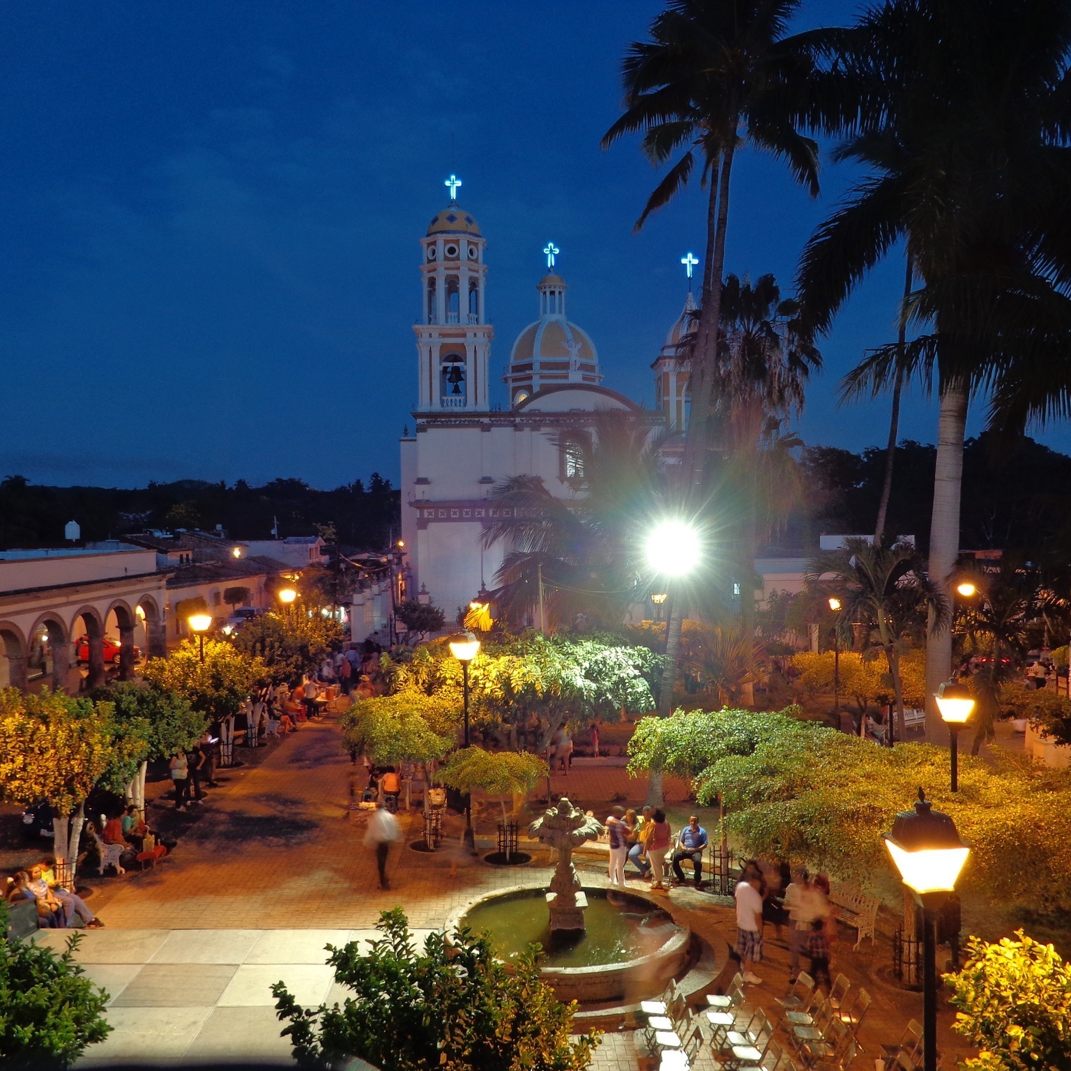 Descubre Colima, un destino Ideal para mujeres viajeras