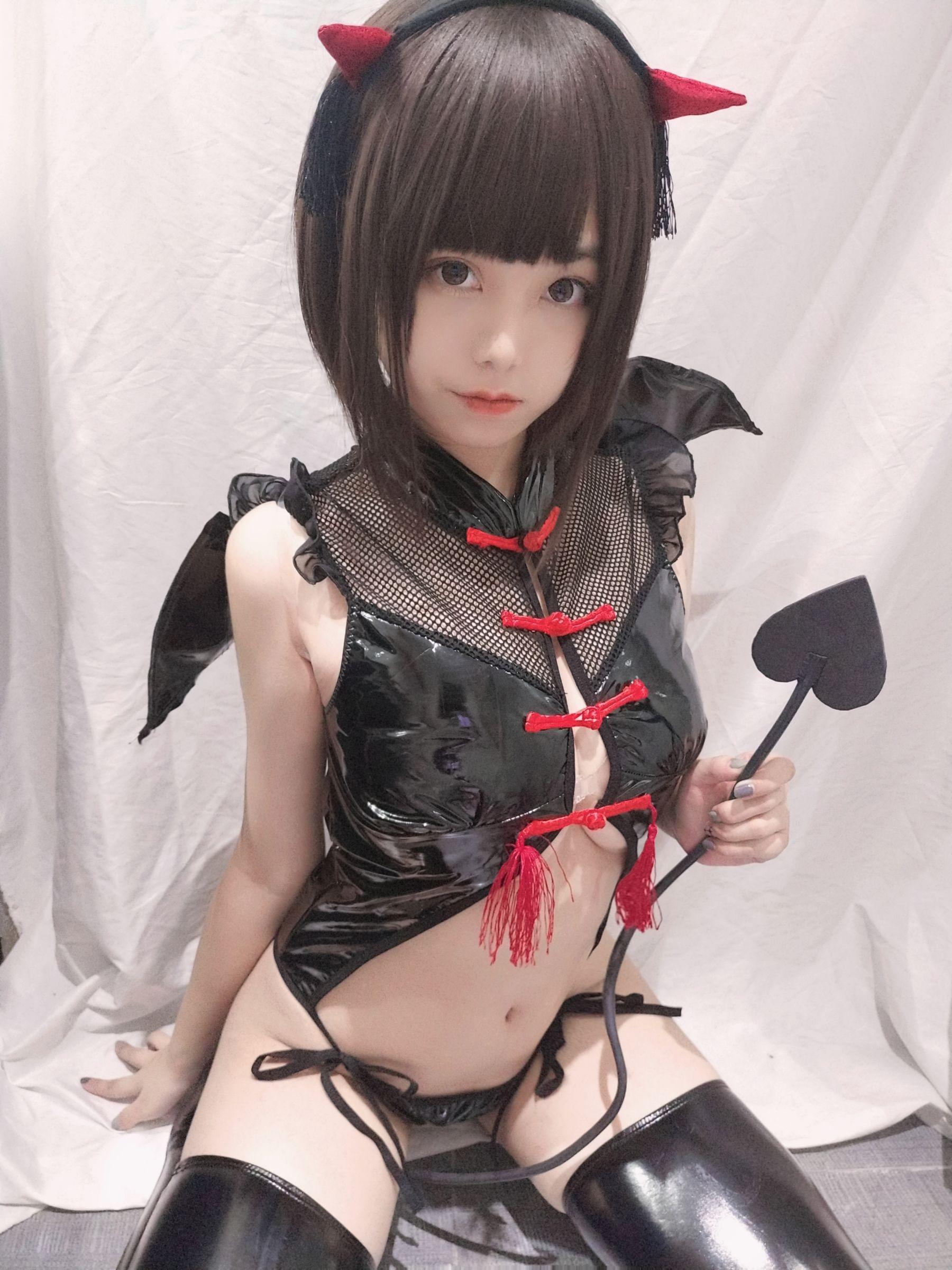 [Cosplay] 萌系小姐姐蜜汁猫裘 – 小恶魔自拍 写真集(10)