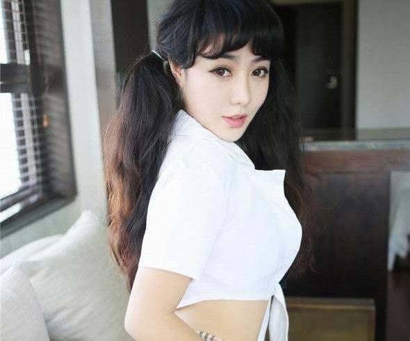 魅惑美女Manuela玛鲁娜性感写真(11)