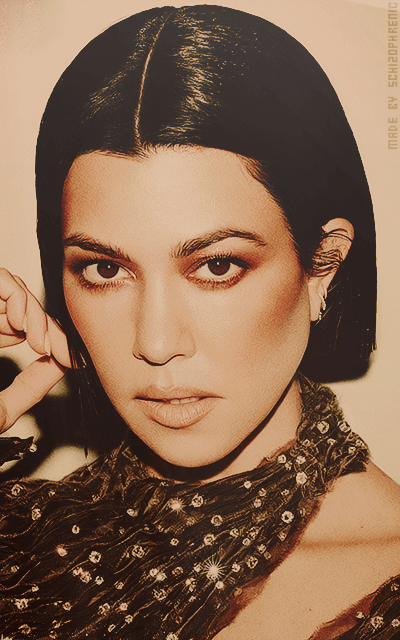 Kourtney Kardashian OvSXFn4M_o