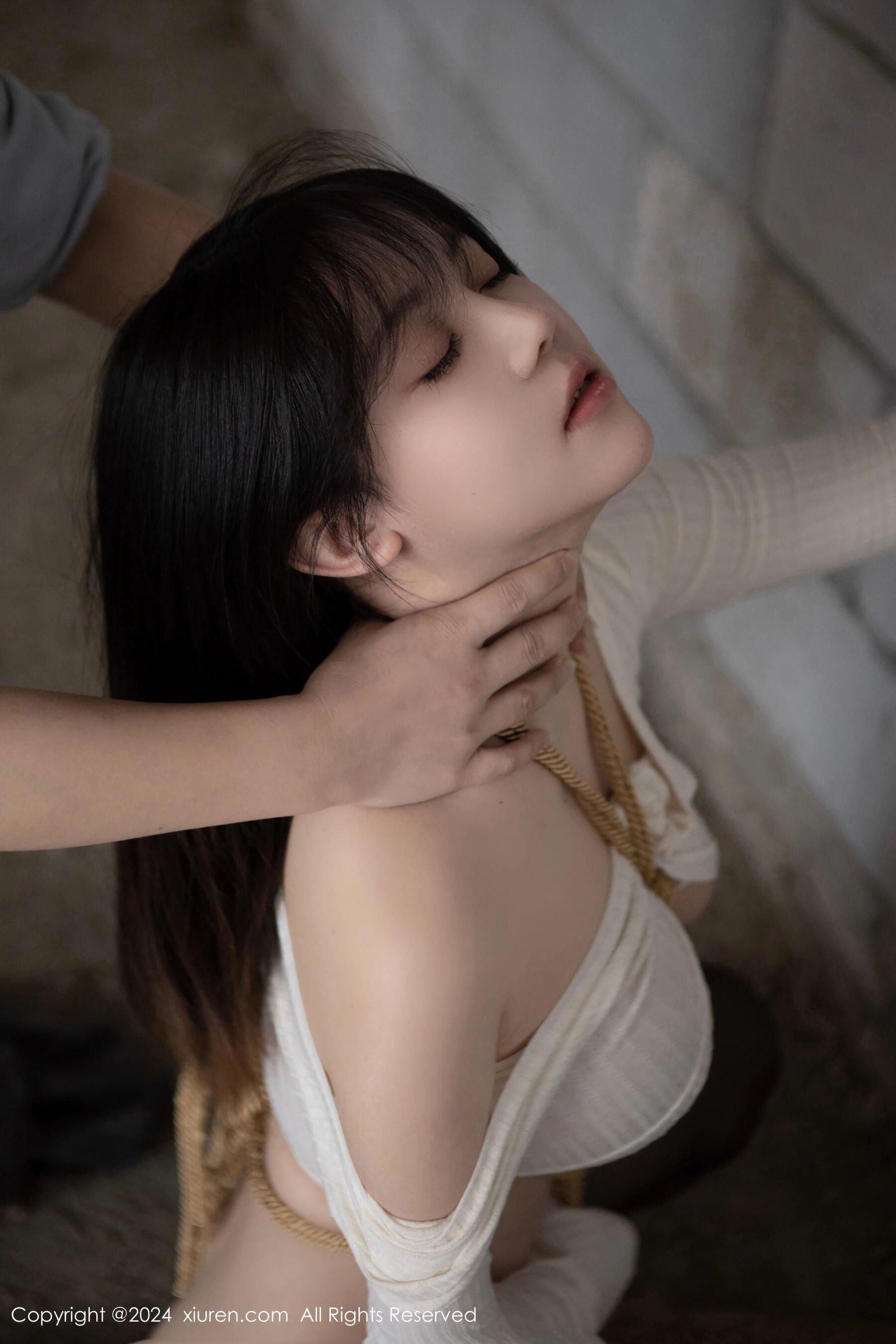 秀人网 Vol. 8439 豆瓣酱(42)