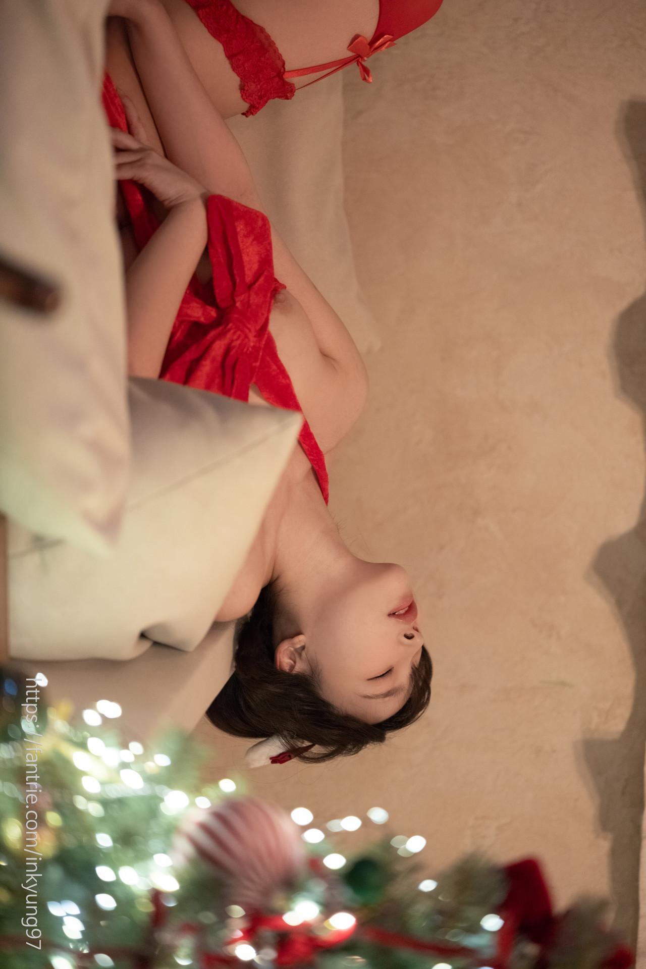 Kang Inkyung 강인경, Photobook ‘Christmas’(18)