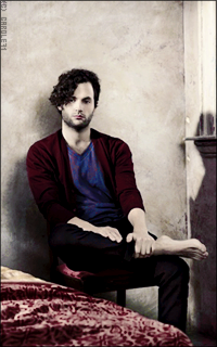 Penn Badgley YExSoIXY_o