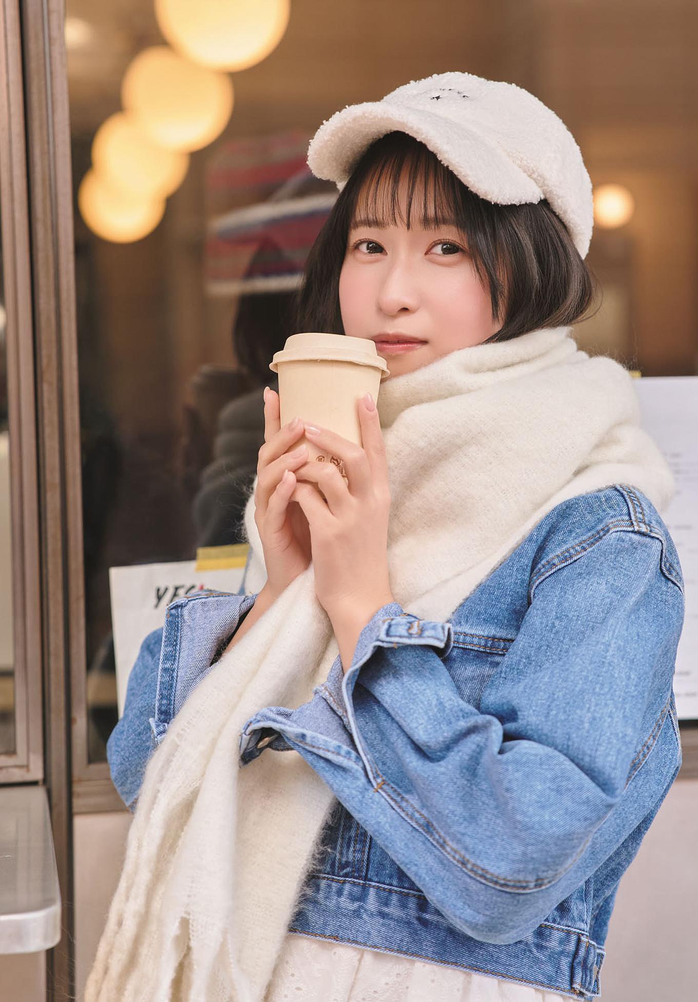 Kana Hanaiwa 花岩香奈, Dragon Age ヤングドラゴンエイジ 2025.07 Vol.29(4)