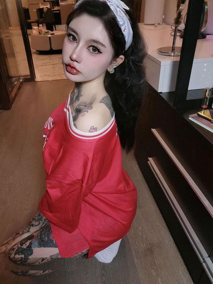 超级女神Chloe玫瑰情人节制服诱惑(2)