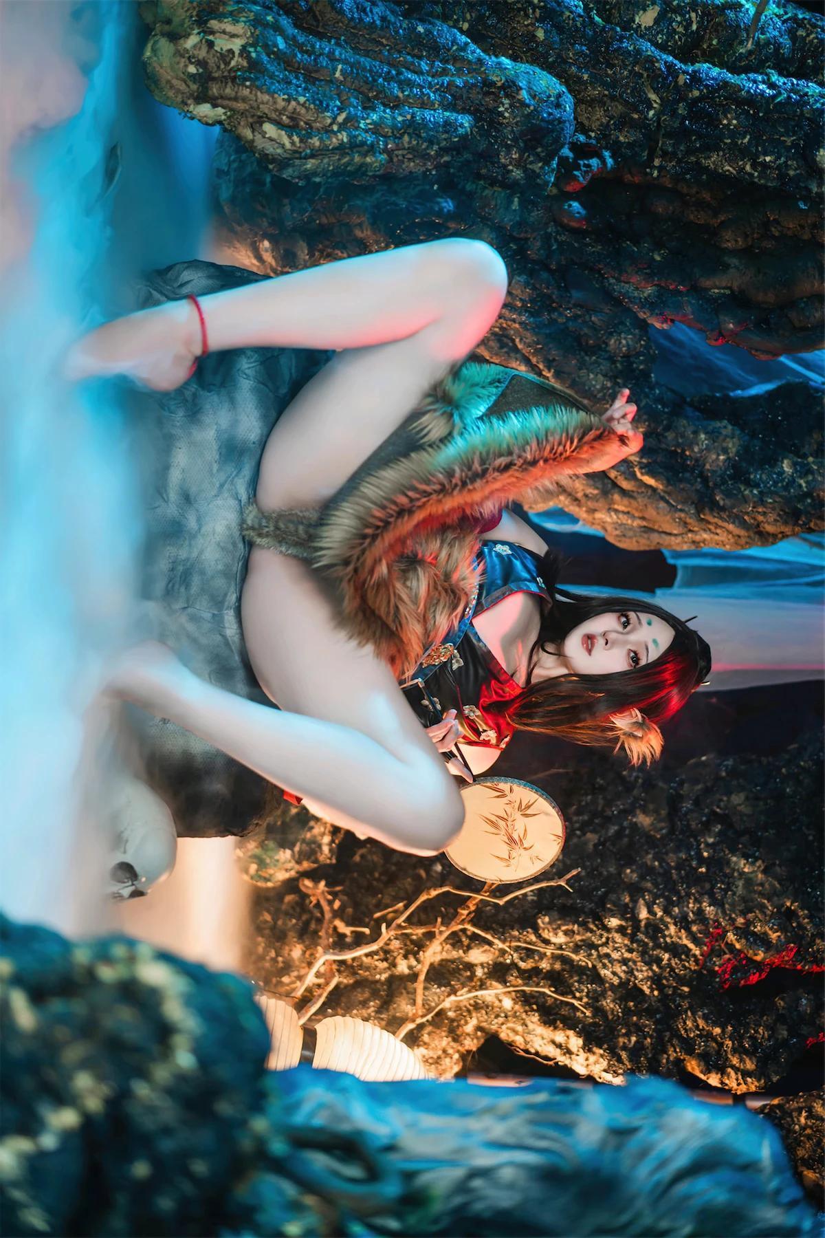 Cosplay Natsuko夏夏子 – 黑神话：悟空 萍萍(18)