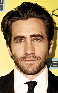 Jake Gyllenhaal FXZaZ7d0_o