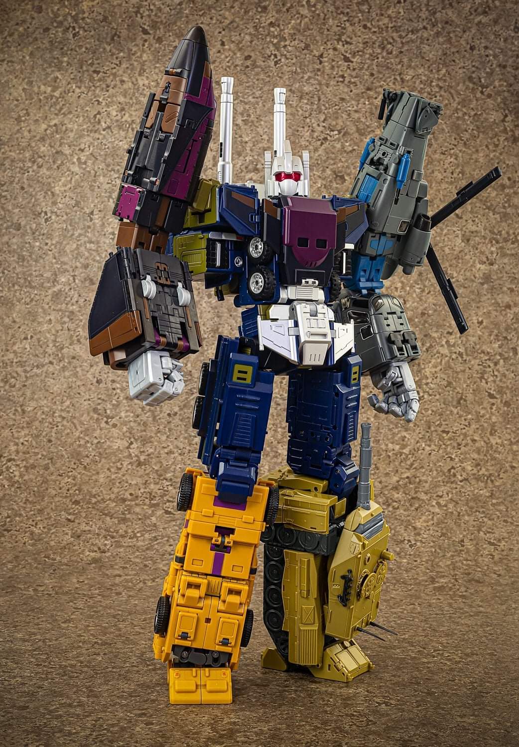 [Ocular Max] Produit Tiers - Jouet Assaultus (PS-13 à PS-17 Assaultus Malitia) - aka Bruticus - Page 5 GGbCOIkM_o