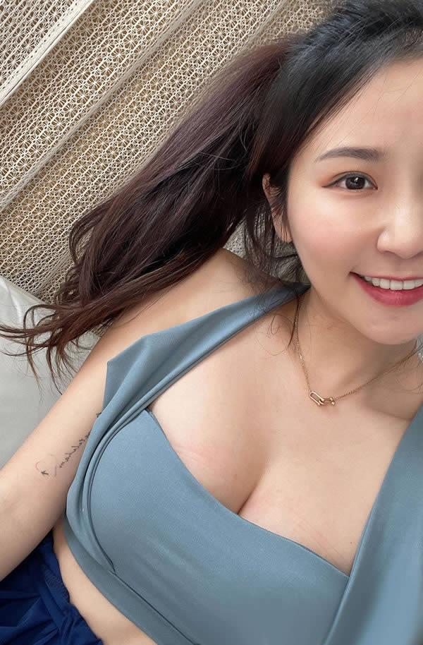 美丽健身女神jena户外私拍尺度人体图集4(29)