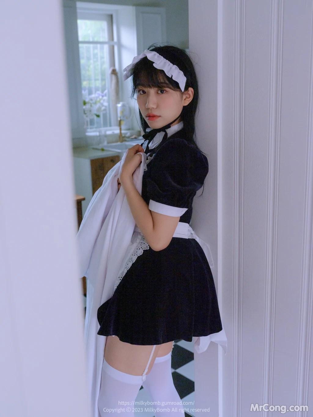 [MilkyBomb] Yui: Vol.3 Maid (291 photos )(61)