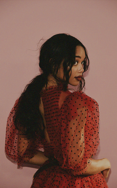 Laura Harrier - Page 2 M3kM9KbU_o