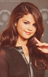 Selena Gomez E0OHiiQ0_o