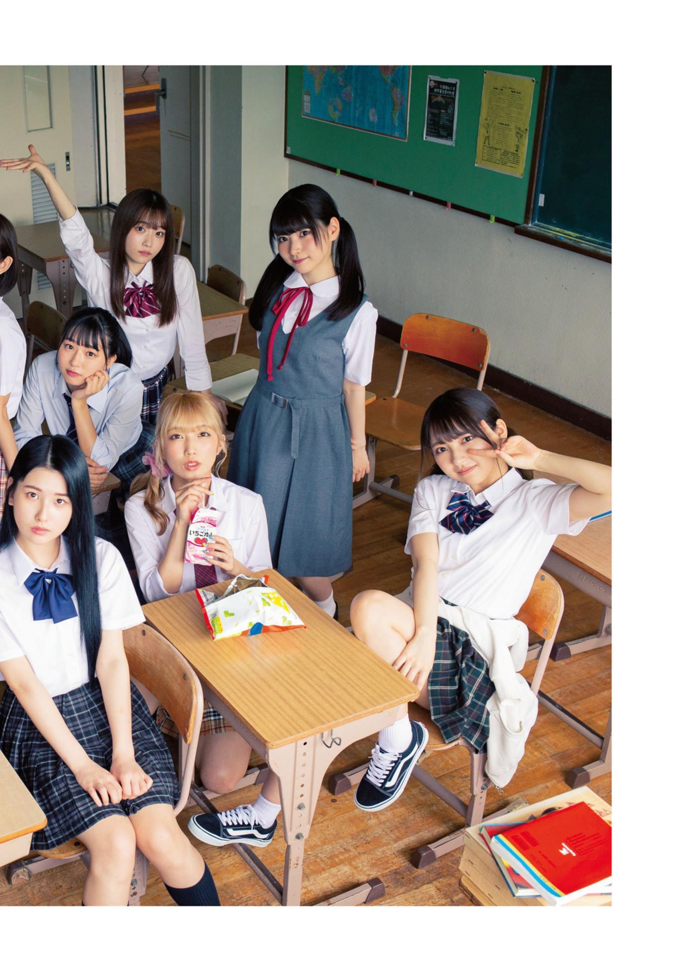 Nashiko Momotsuki 桃月なしこ, Miyu Kishi 岸みゆ, ENTAME増刊 2021.10 魁!! ゼロイチ学園ビジュアルブック(2)